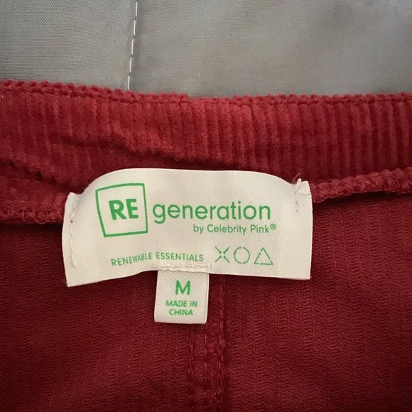 Medium RE Generation maroon front button dress - Picture 4 of 5